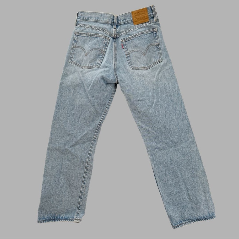 Levi’s 501 Wedgie Straight Leg Jeans Distressed - Picture 12 of 12